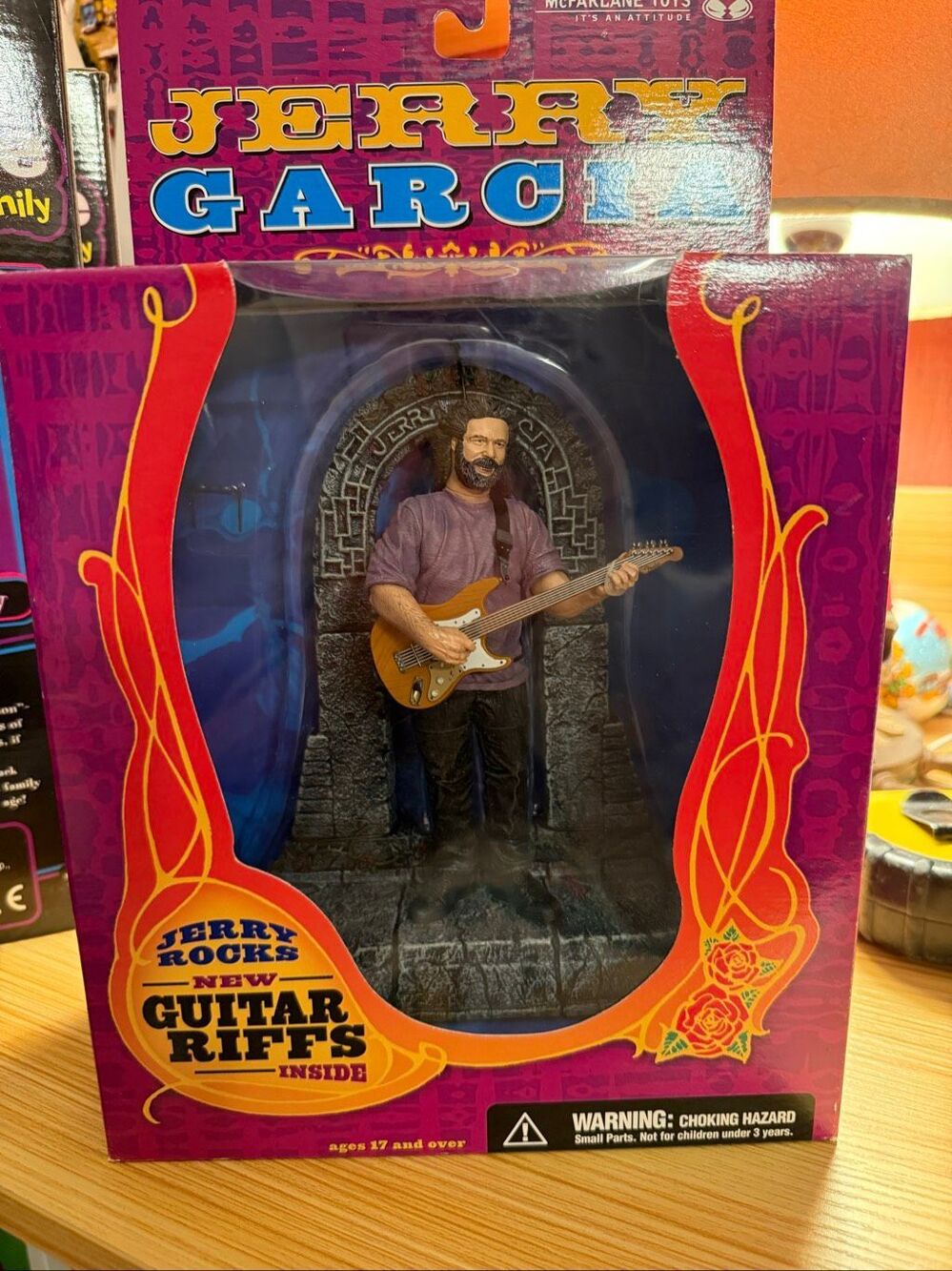 Grateful Dead Jerry Garcia Figurine Plays Jerry Guitar Riff New In Box *READ*